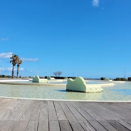 Holiday home Maisonnette Au Bord De L Etang Leucate
